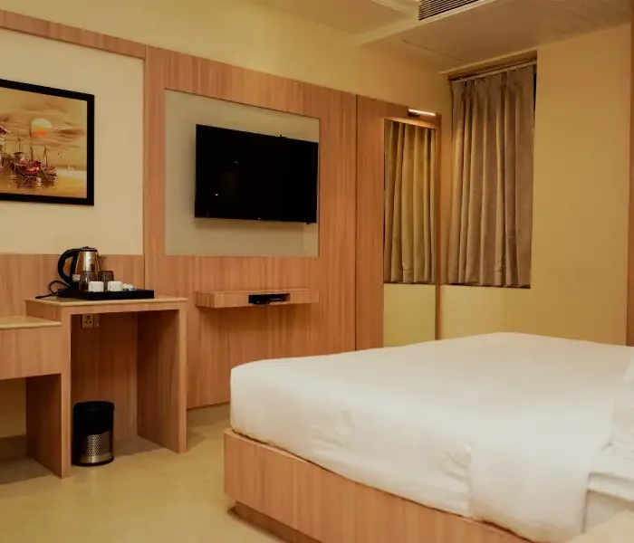 Deluxe Luxury Room - 9