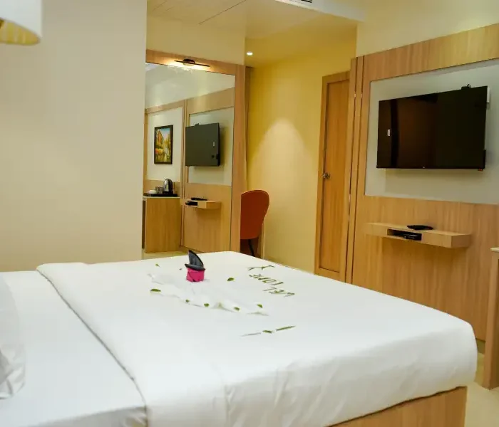 Executive Room - 6